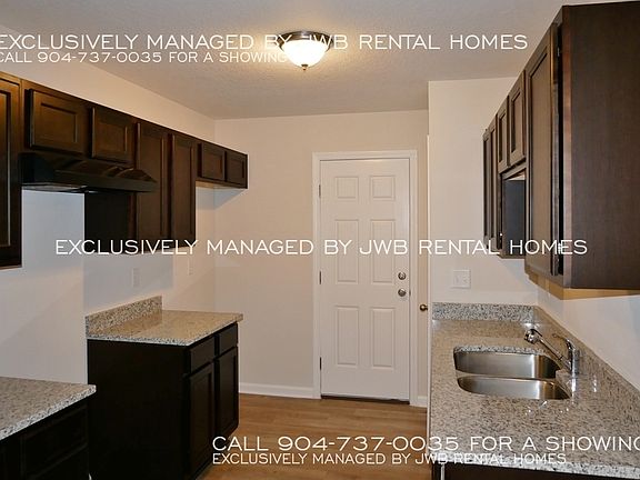 5th image of 4639 Fairleigh Ave
