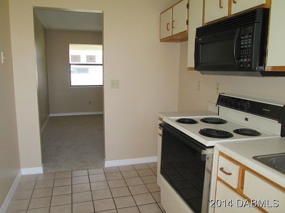 2nd image of 202 Northshore Dr #A