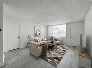 1967 18th St #4B, Santa Monica, CA 90404