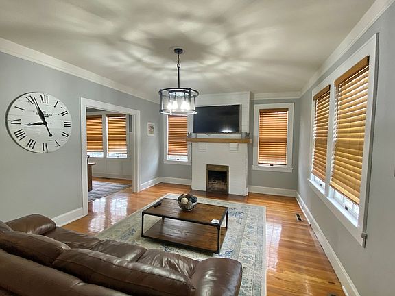 5th image of 217 Jennings Ave