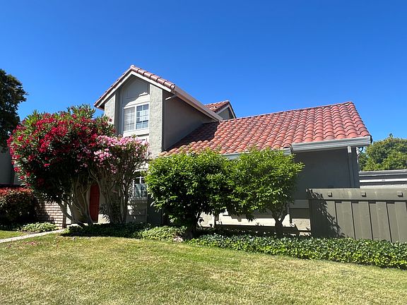 2nd image of 5695 Seifert Ave