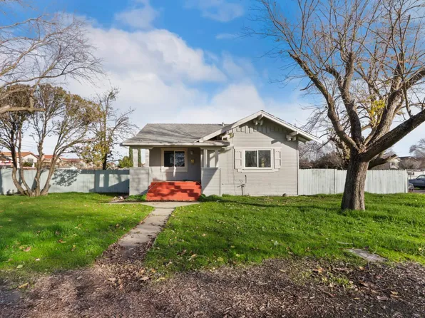 7041 Carnation Ave, Sacramento, CA 95822