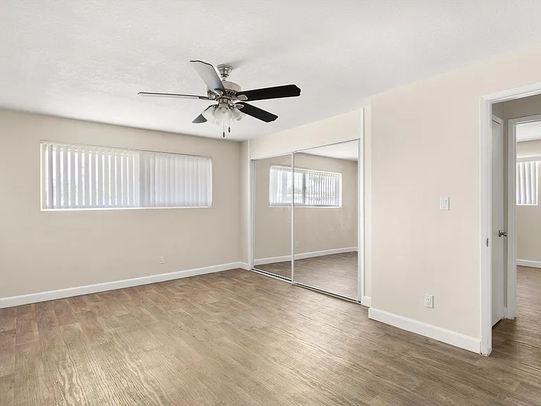 Waldorf Apartments- Riverside, CA — Photo 30