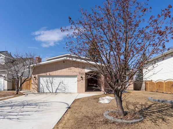 123 Westridge Rd NW, Edmonton, AB T5T 1B5