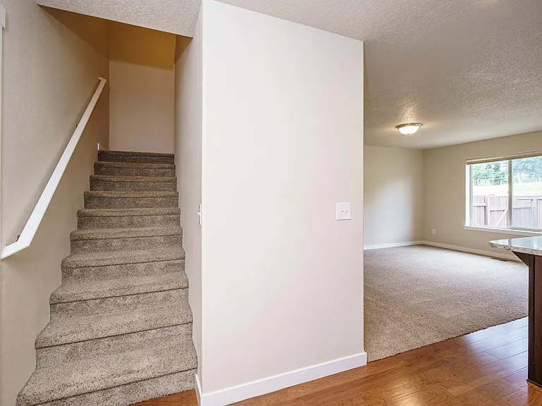 844 NE 109th Ct — Photo 11