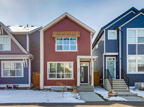 69 E Lavender Rd SE, Calgary, AB T3S 0C5