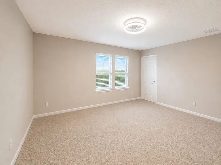 13029 Oak Hill Way — Photo 11