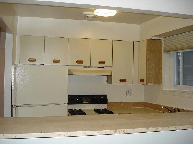 2nd image of 2951 163rd St