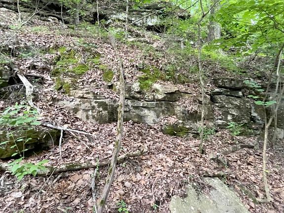 5th image of 2714 County Road 261