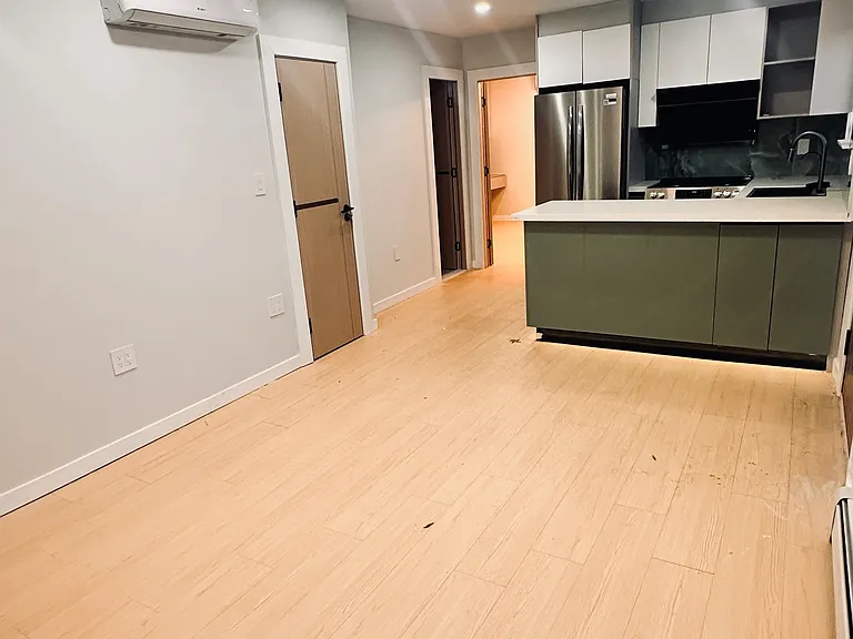 49 Gadsen Pl #1 — Photo 1