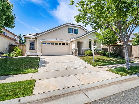 2nd image of 2780 Miramar Ln