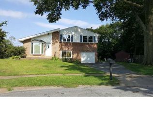 3 Doe Ln, Newark, DE 19711