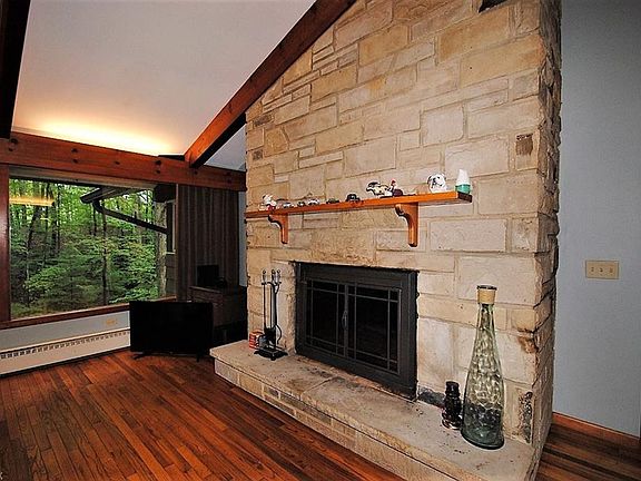 3rd image of 7290 Ober Ln