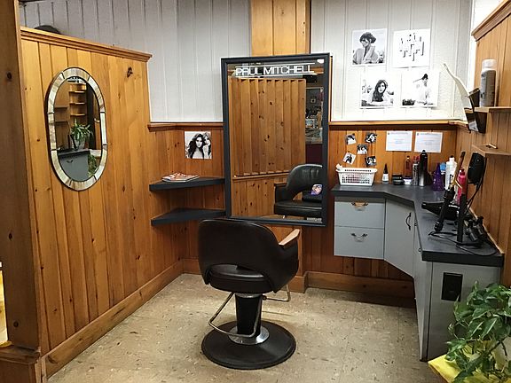 Hairworks Studio Salon