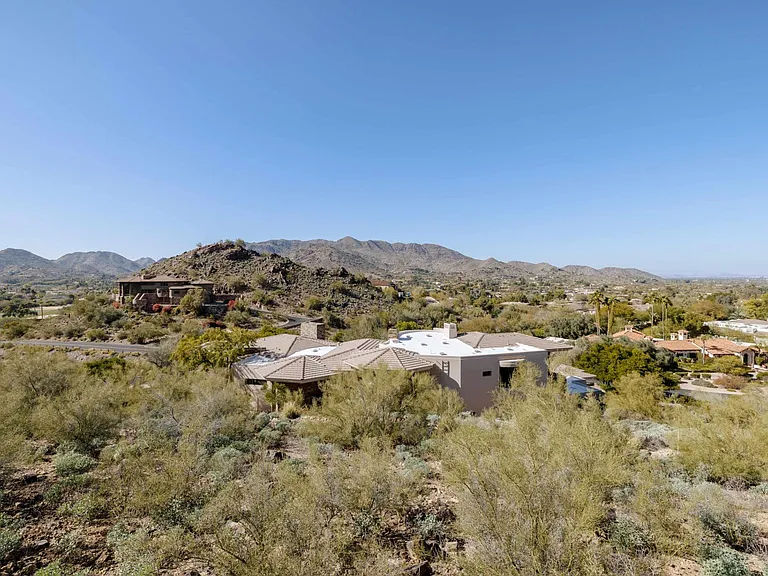 7451 N Las Brisas Ln — Photo 36