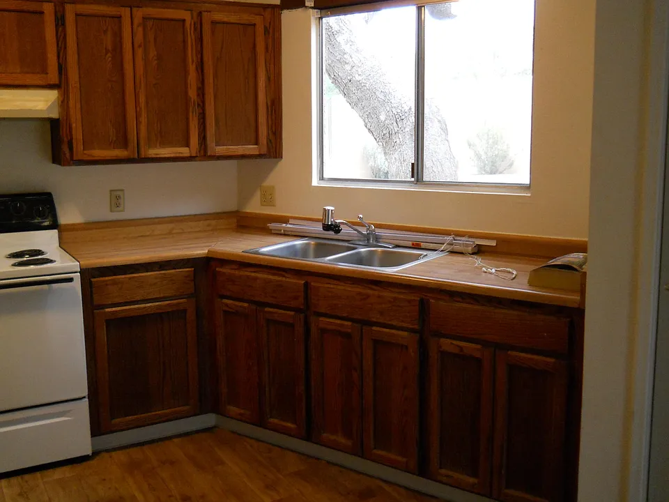 Large Bright Kitchen