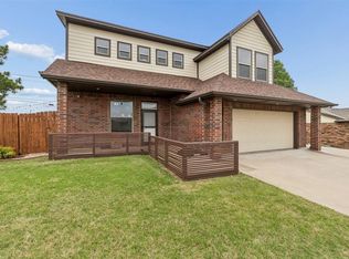 1000 S Morgan Dr, Moore, OK 73160