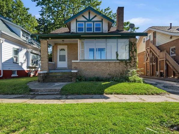 1816 W Sherman Ave, Peoria, IL 61606