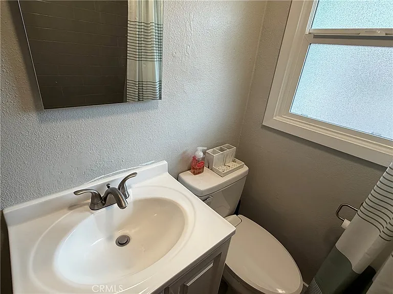 2852 Exposition Blvd #C — Photo 26