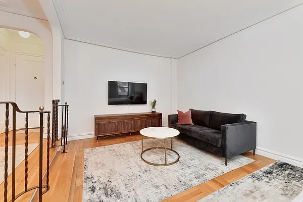 Sold by City Connections Realty | media 16