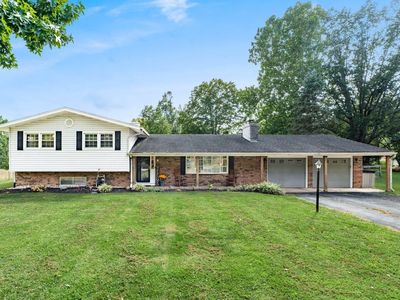 2179 Sunnyhill Dr NE, Lancaster, OH, 43130