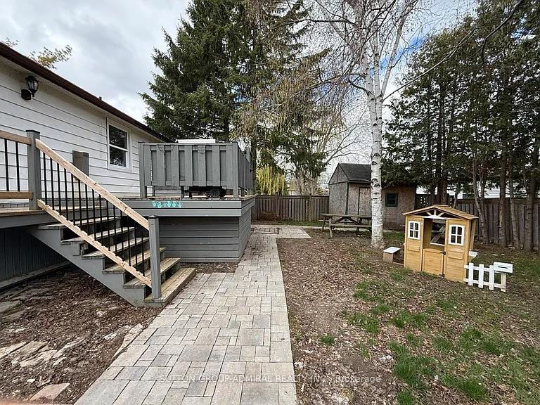 386 Irene Dr — Photo 6