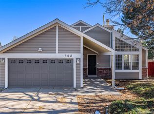 752 S Granby Cir, Aurora, CO 80012
