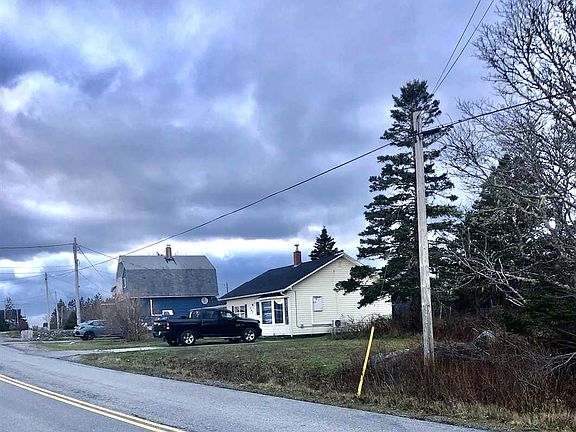 4th image of 442 Centreville South Side Rd