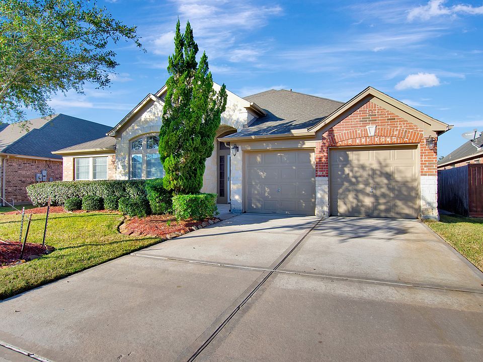 1st image of 13615 Evening Wind Dr