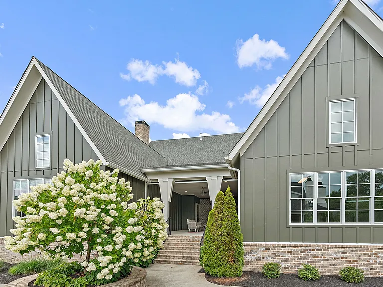 8808 Edgecomb Dr — Photo 55