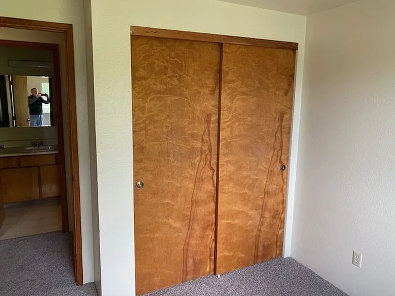 329 Bessie St — Photo 18
