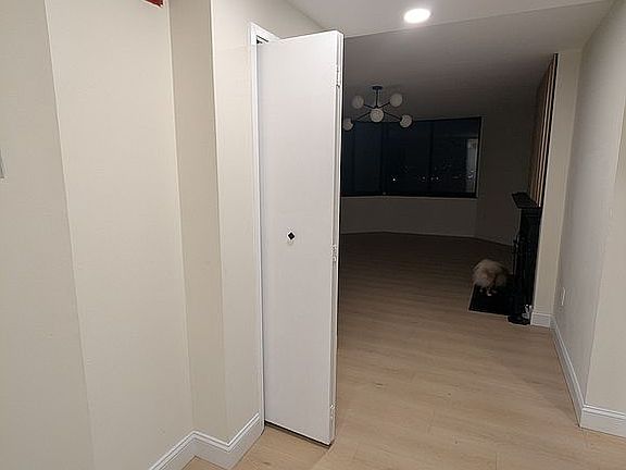 2nd image of 1740 Harmon Cove Tower