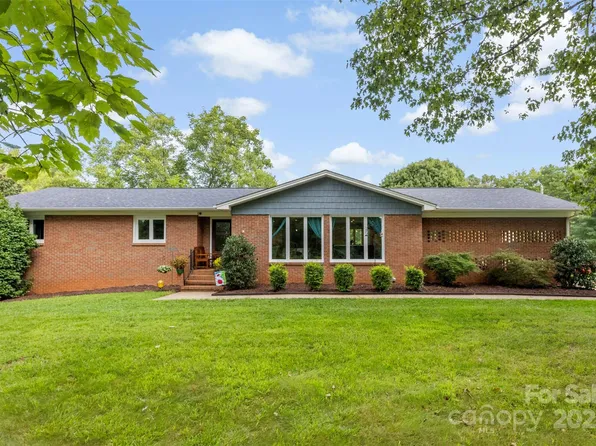 1430 Crowders Creek Rd, Gastonia, NC 28052