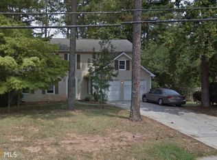 862 Pine Ridge Dr, Stone Mountain, GA 30087