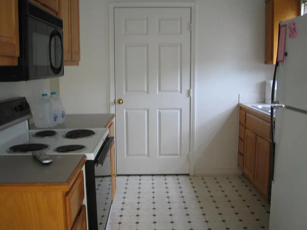 1117 Kentucky St — Photo 3