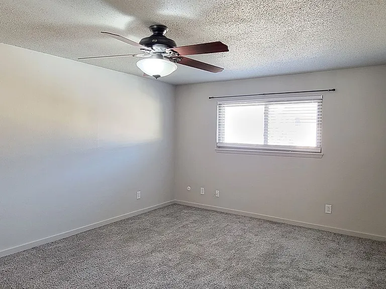 3516D Adenmor Ct — Photo 20