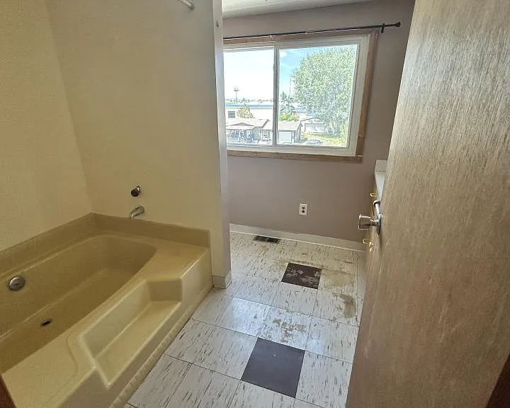 1316 Old Highway 10 W #1 — Photo 7
