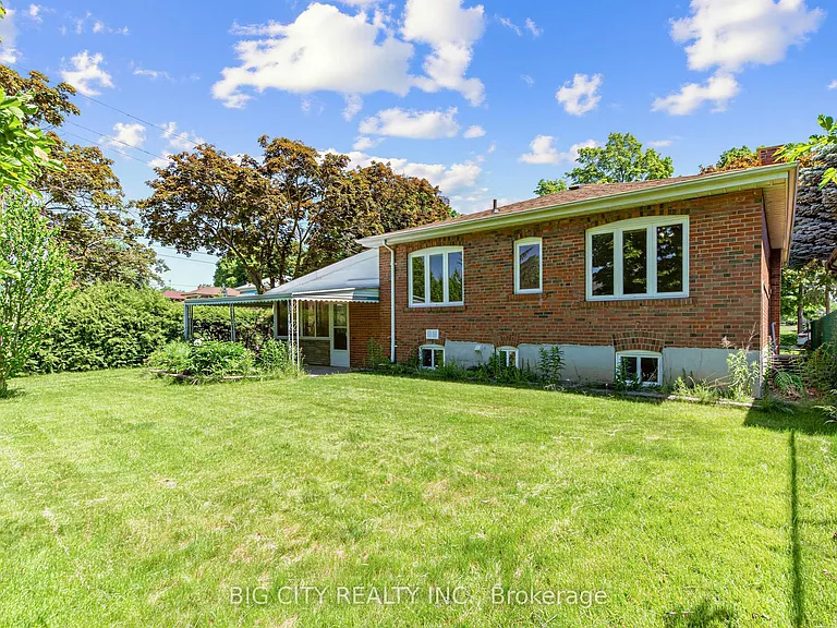30 Lozoway Dr — Photo 15