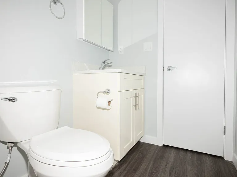1800 Portage Ave #2 — Photo 21