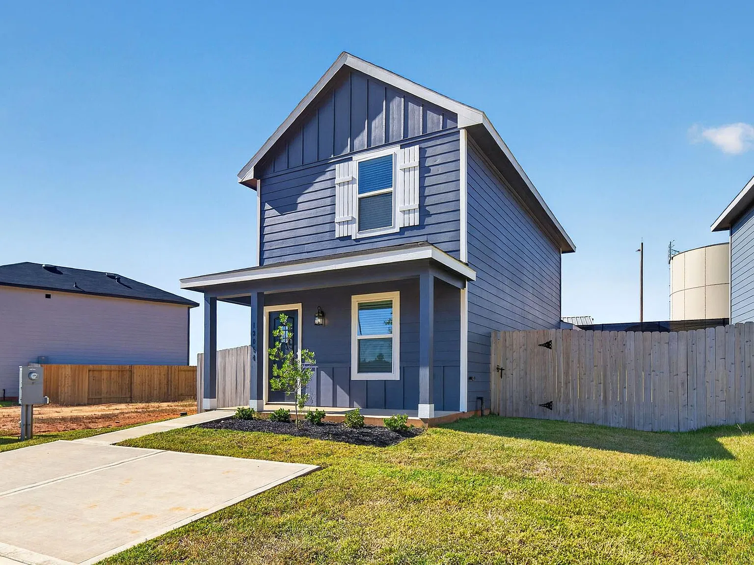 3 bed, 2.0 bath, 1030 sqft, $1,395 — Photo 3