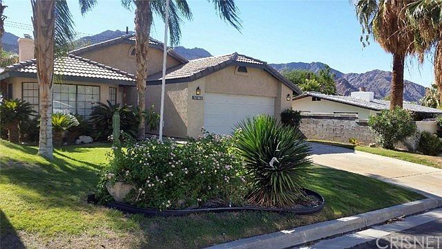 1st image of 54385 Avenida Vallejo