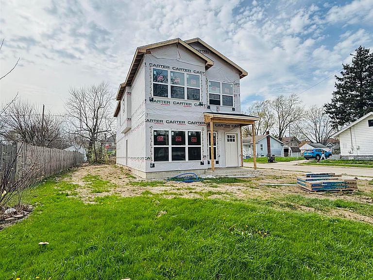 Listing photo 2