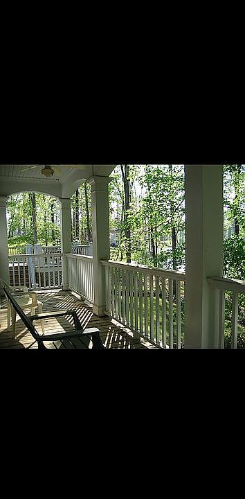 2nd image of 1050 Mashie Dr