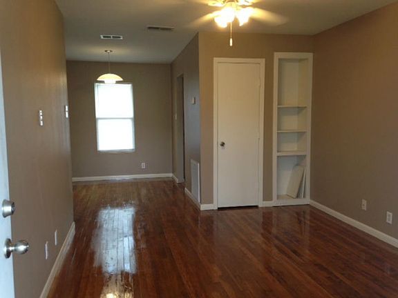 2nd image of 1033 Shiels Dr