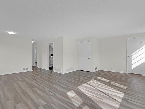 5th image of 710 Copley Rd #712