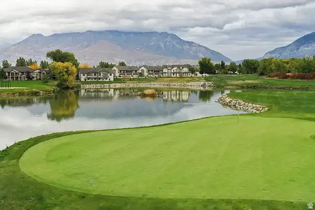 Front exterior with Putting Green View