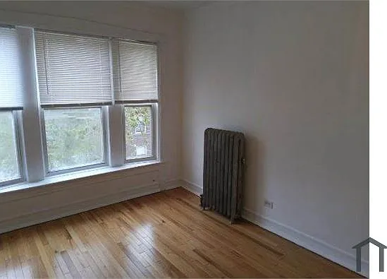 648 E 62nd St #1 — Photo 12