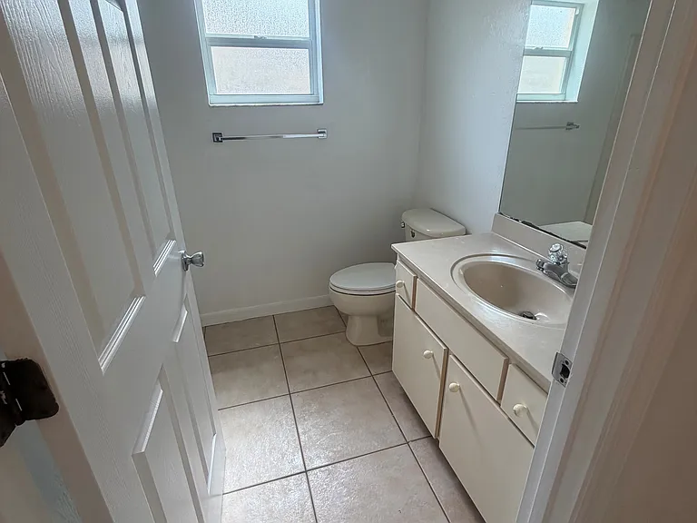 1594 Megan Bay Cir — Photo 6