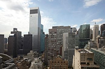 5th image of 117 E 57th St APT 39A