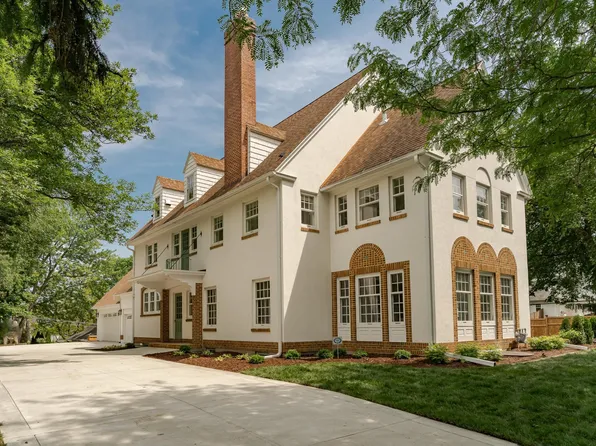 925 6th St SW, Rochester, MN 55902